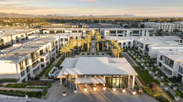 6587 N PALMERAIE Boulevard 3022, Paradise Valley, AZ 85253