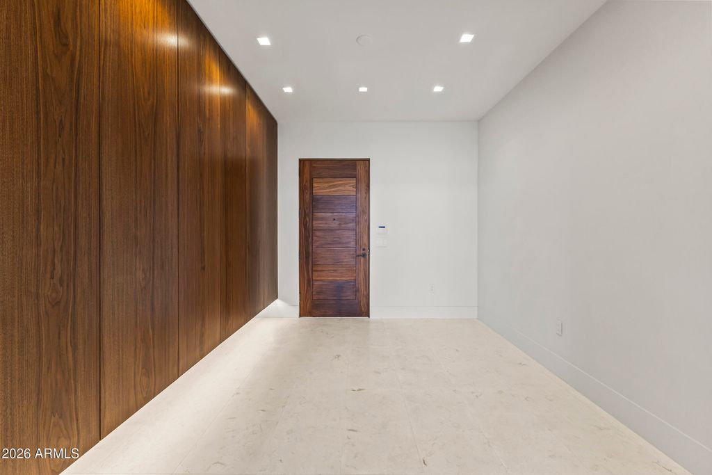 6587 N PALMERAIE Boulevard 3022, Paradise Valley, AZ 85253