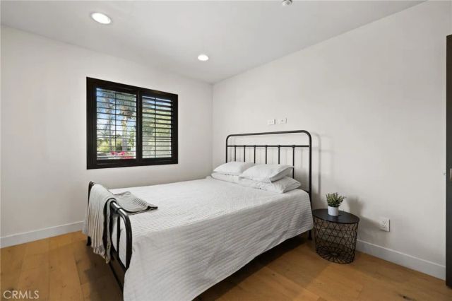 134 Monte Vista Avenue A, Costa Mesa, CA 92627
