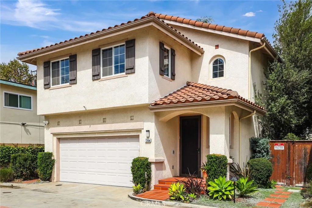 134 Monte Vista Avenue A, Costa Mesa, CA 92627