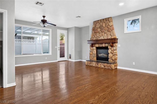 6276 Huntington Ridge Avenue, Las Vegas, NV 89139