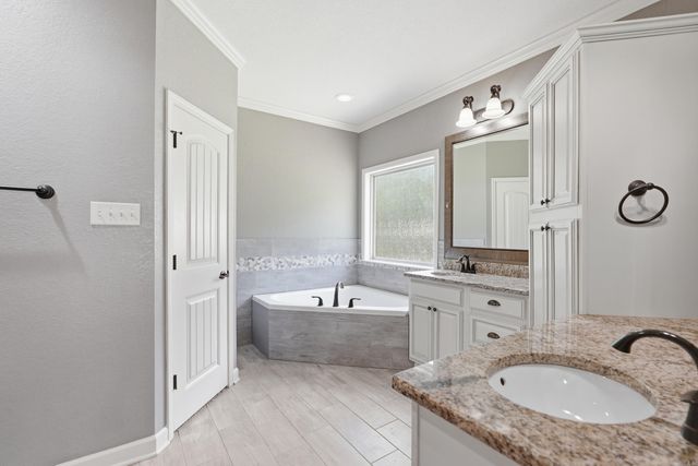 10684 Hinds Road, Benton, AR 72019