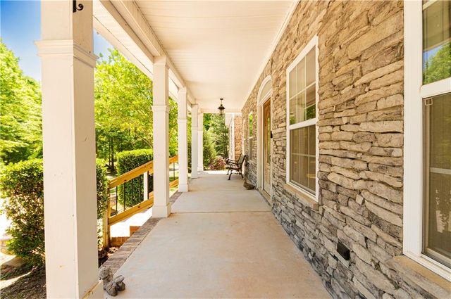 550 Oak Ridge Drive, Oxford, GA 30054