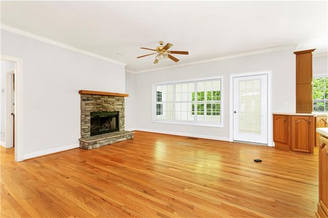 550 Oak Ridge Drive, Oxford, GA 30054