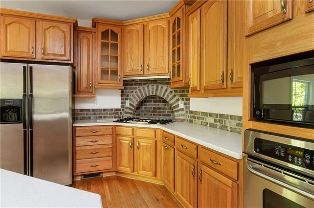 550 Oak Ridge Drive, Oxford, GA 30054