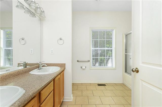 550 Oak Ridge Drive, Oxford, GA 30054