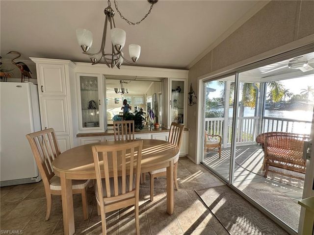 1197 Diamond Lake CIR, Naples, FL 34114