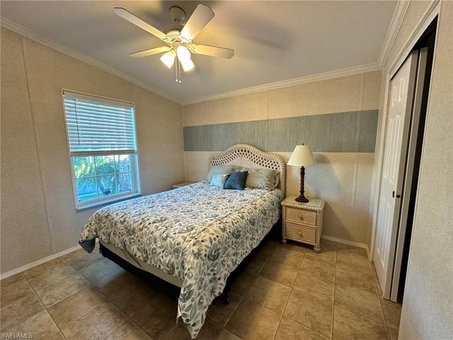 1197 Diamond Lake CIR, Naples, FL 34114