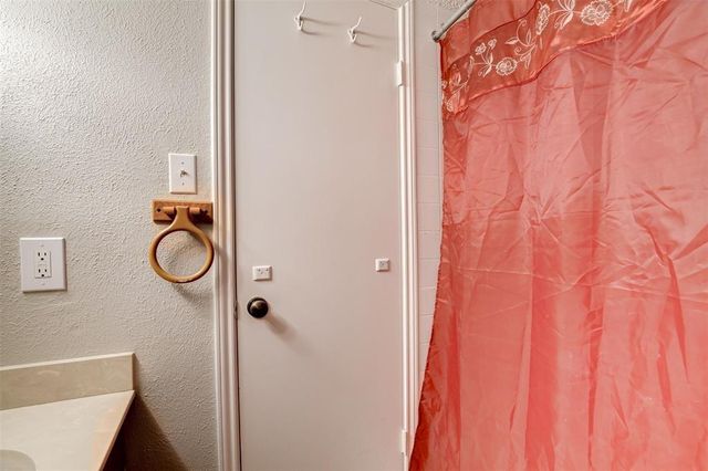 12900 Walden Road 202B, Montgomery, TX 77356