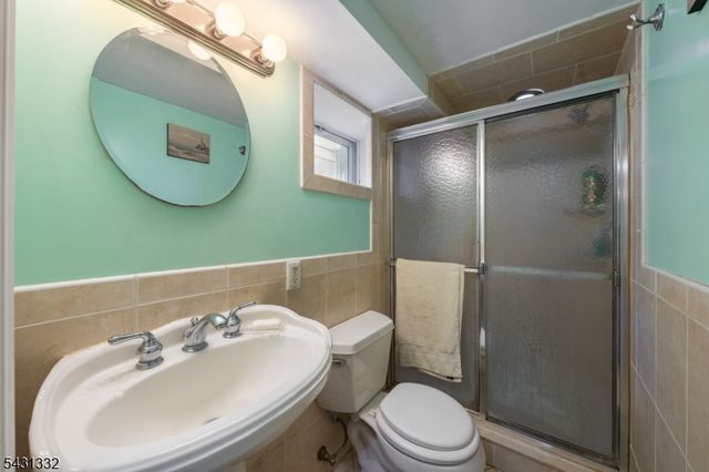 40 John St, Cranford Twp., NJ 07016
