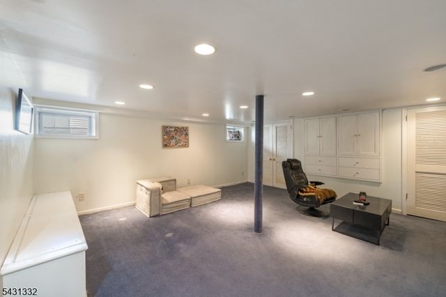 40 John St, Cranford Twp., NJ 07016