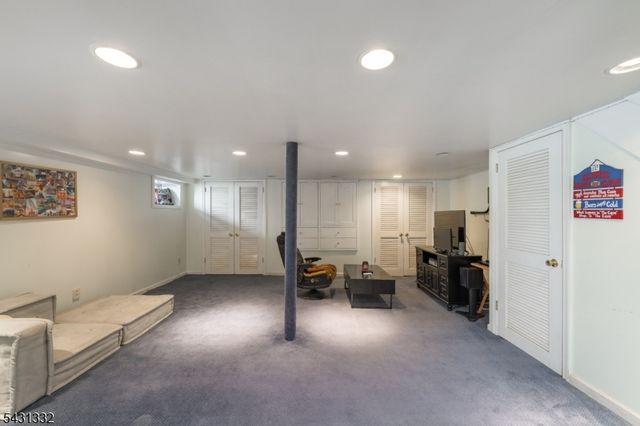 40 John St, Cranford Twp., NJ 07016