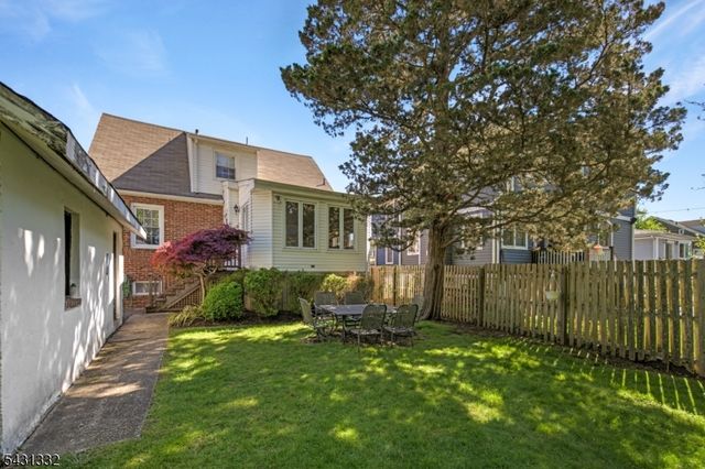 40 John St, Cranford Twp., NJ 07016