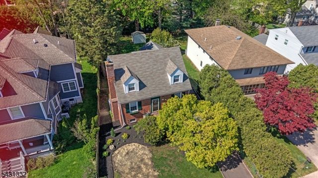 40 John St, Cranford Twp., NJ 07016