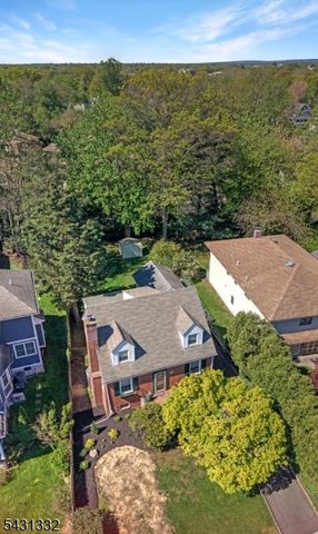 40 John St, Cranford Twp., NJ 07016