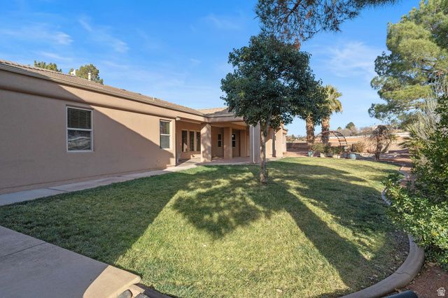 720 E MEADOW LN, Washington, UT 84780