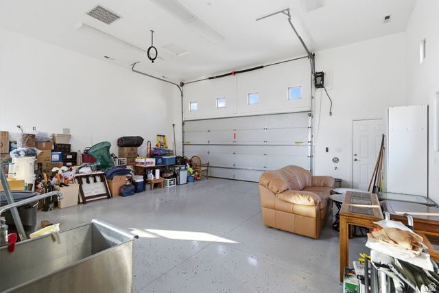 720 E MEADOW LN, Washington, UT 84780