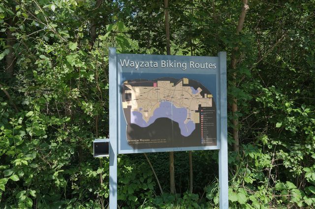 148X Ridgeview Lane, Wayzata, MN 55391