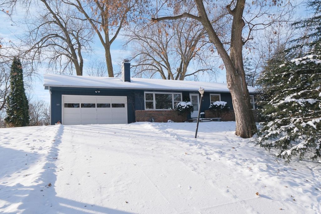148X Ridgeview Lane, Wayzata, MN 55391