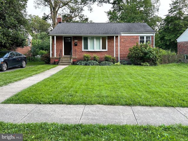 3014 PLYERS MILL RD, Kensington, MD 20895