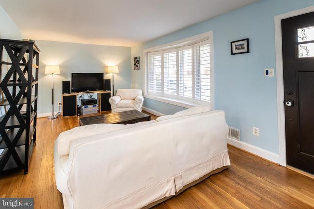 3014 PLYERS MILL RD, Kensington, MD 20895