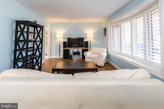 3014 PLYERS MILL RD, Kensington, MD 20895