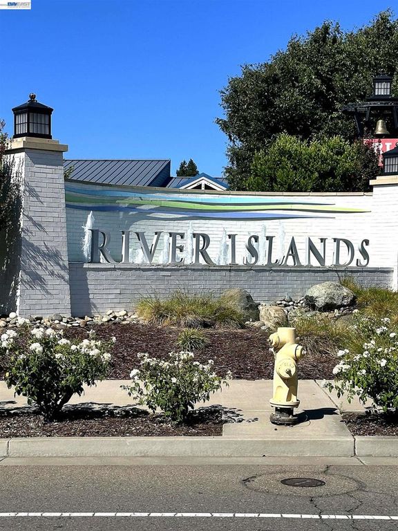 Image 20 of property listing at 18005 reunion ct, Lathrop, CA 95330