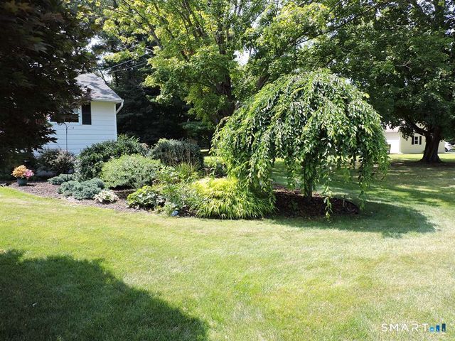 52 Pine Knob Drive, South Windsor, CT 06074