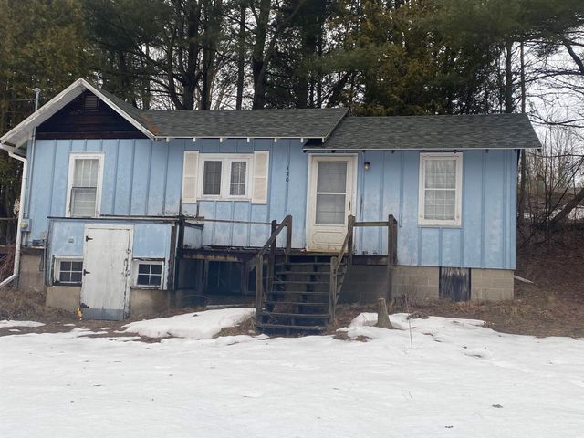 1201 Bailey Street, Beulah, MI 49616