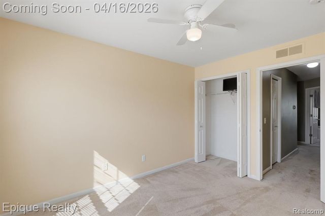 26625 Kirkway Circle, Woodhaven, MI 48183