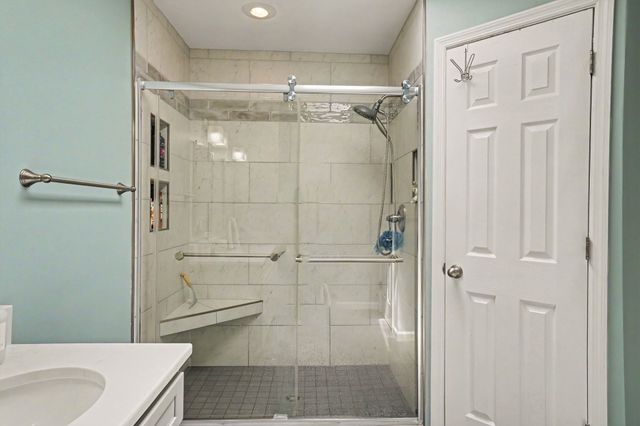 5502 W Shady Trl, Old Hickory, TN 37138