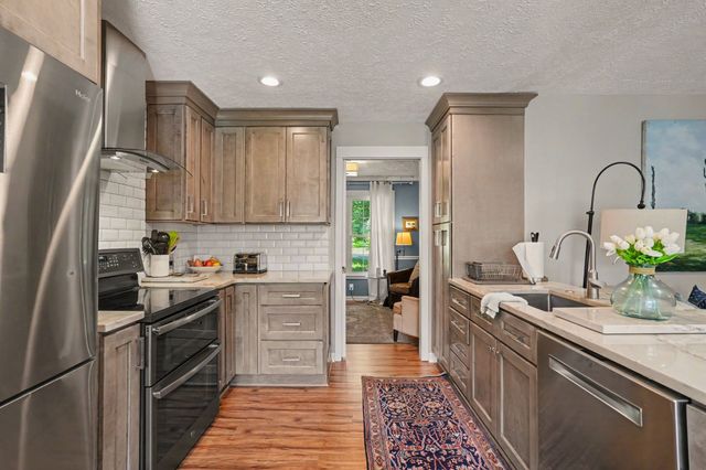 5502 W Shady Trl, Old Hickory, TN 37138