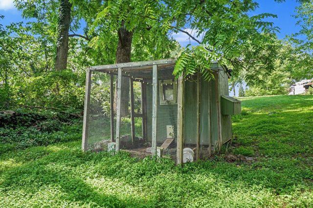 5502 W Shady Trl, Old Hickory, TN 37138