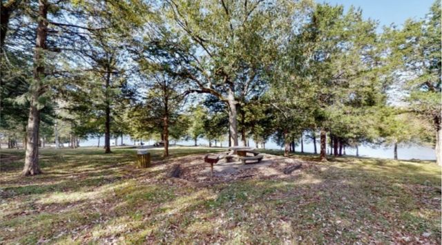 5502 W Shady Trl, Old Hickory, TN 37138