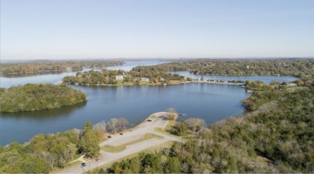 5502 W Shady Trl, Old Hickory, TN 37138