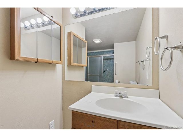 5375 E 128th Dr, Thornton, CO 80241