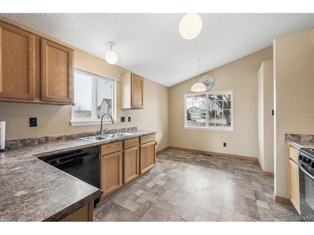 5375 E 128th Dr, Thornton, CO 80241