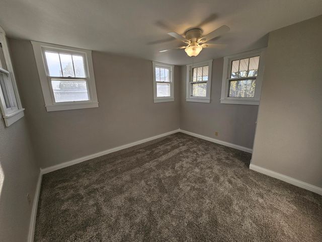 7 E Broadway, Monett, MO 65708