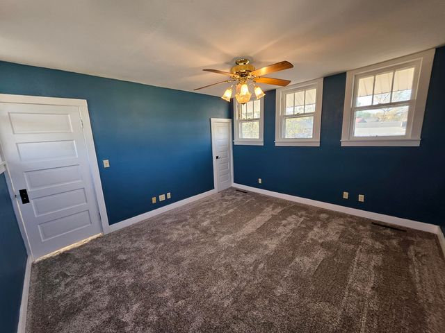 7 E Broadway, Monett, MO 65708