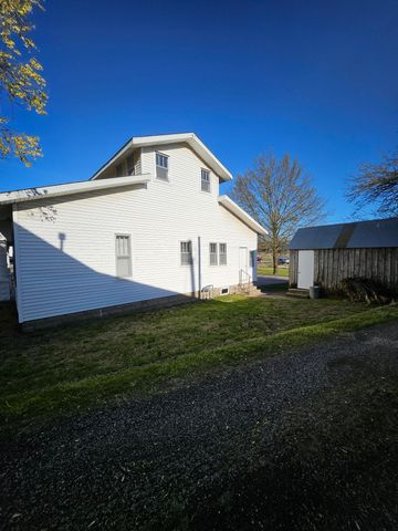 7 E Broadway, Monett, MO 65708