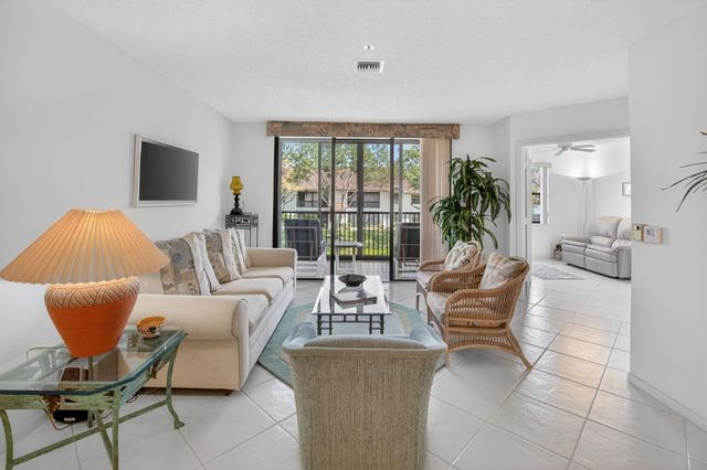 5153 Floria Drive M, Boynton Beach, FL 33437