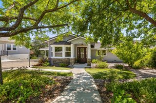 9480 Twin Lakes Ave, Orangevale, CA 95662