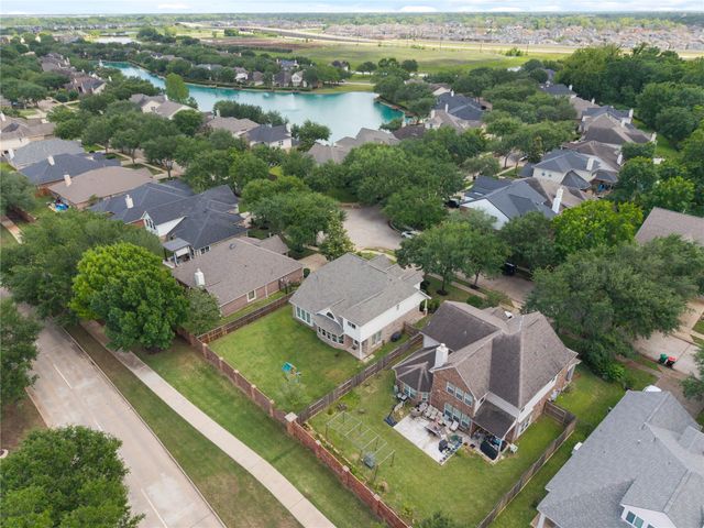 8027 Golden Harbor, Missouri City, TX 77459