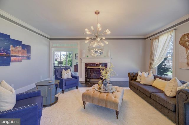 206 VAN ZANDT RD, Skillman, NJ 08558