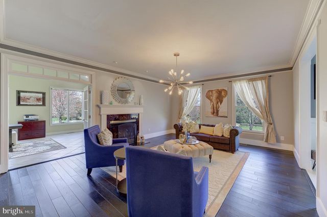206 VAN ZANDT RD, Skillman, NJ 08558