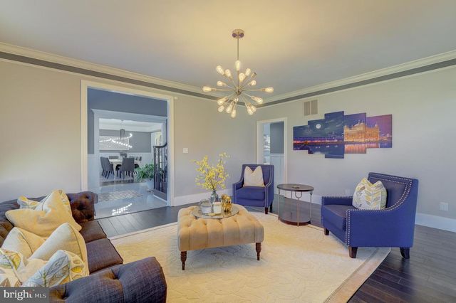 206 VAN ZANDT RD, Skillman, NJ 08558