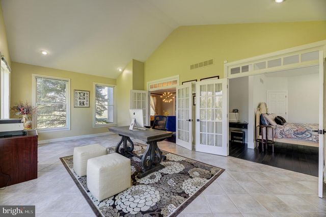 206 VAN ZANDT RD, Skillman, NJ 08558