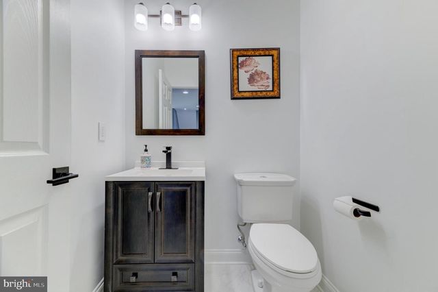 206 VAN ZANDT RD, Skillman, NJ 08558