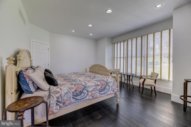 206 VAN ZANDT RD, Skillman, NJ 08558