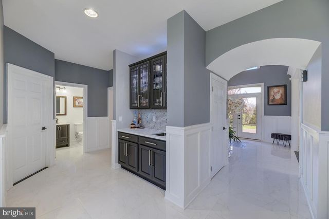 206 VAN ZANDT RD, Skillman, NJ 08558